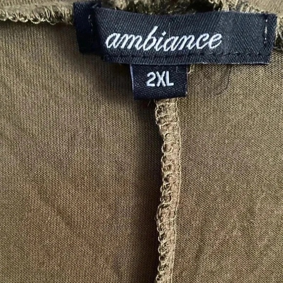 🔥5 PC Bundle Deal Plus Size 2X🔥 - Picture 8 of 14